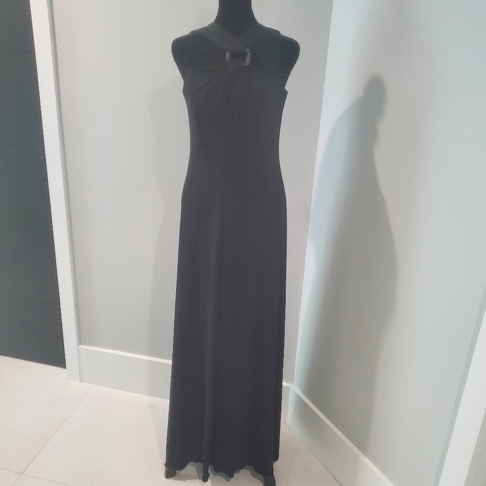 New Laundry Black Gown /Criss Cross Strap with Rectangle Beaded Accent Piece  6